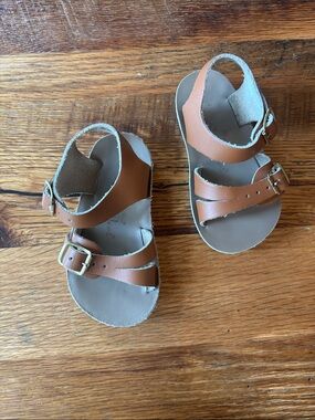 Saltwater Kids Brown Leather Buckle Sandals size 4